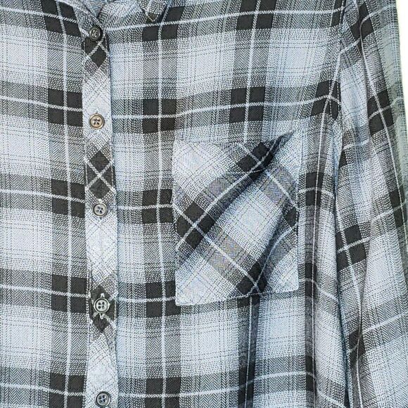 Pink Rose L Button Down - Picture 6 of 6